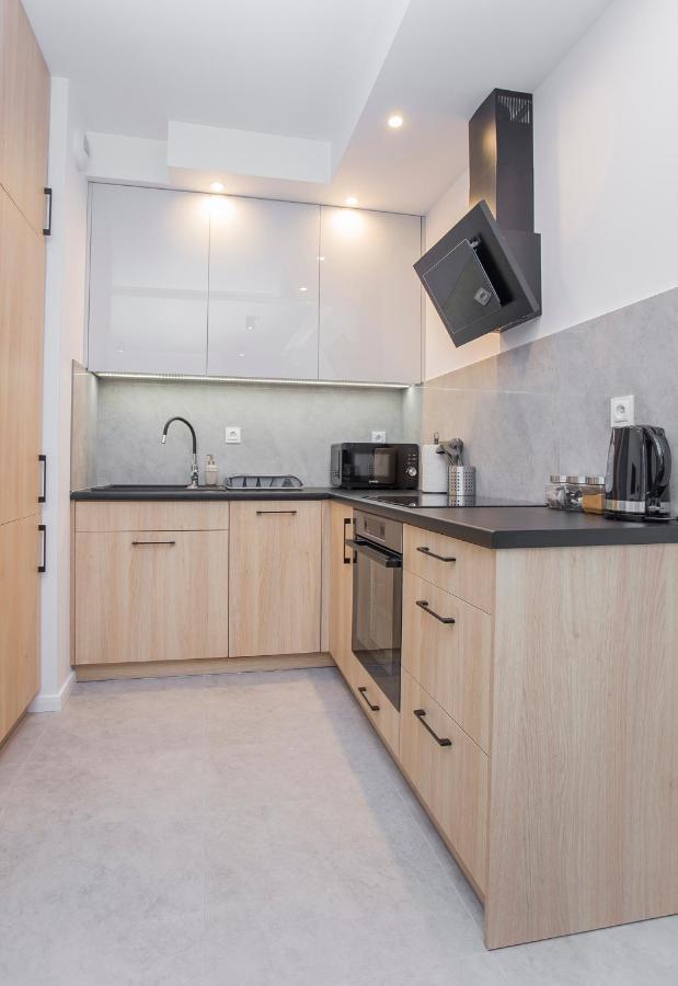 Urban Jungle Apartament Alice ビャウィストク エクステリア 写真